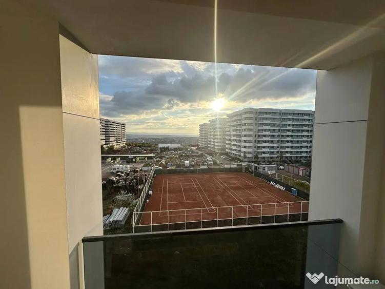 Apartament cu 3 camere semidecomandat în Copou