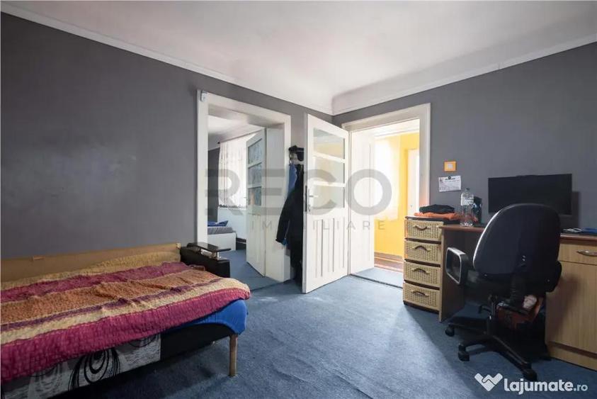 Casă cu 5 camere cu Teren 2900 Mp în Tarcea