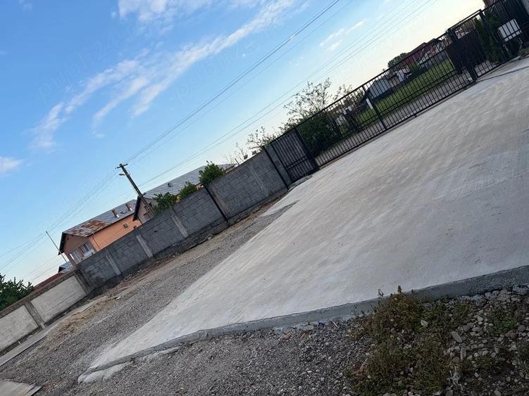 Teren de 1500 mp, în Racovița