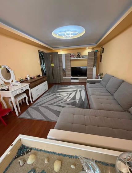 Apartament cu 2 camere decomandat în Dacia