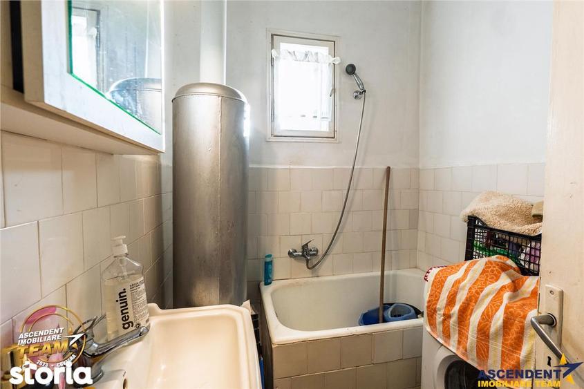 Casă cu 2 camere cu Teren 656 Mp în Brețcu