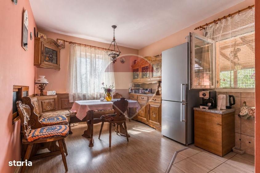 Casă cu 4 camere în Galata