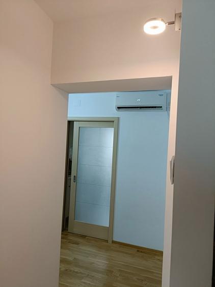 Apartament cu 3 camere decomandat în Panduri
