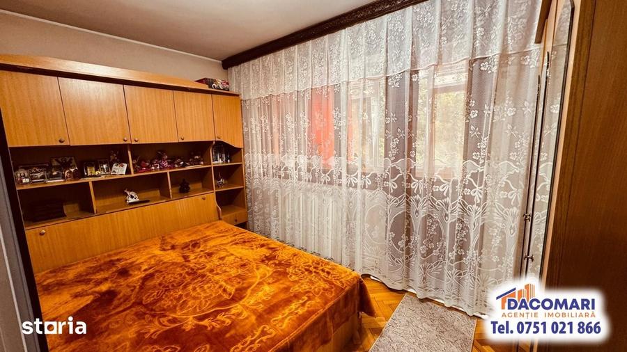 Apartament cu 3 camere în Micro 19