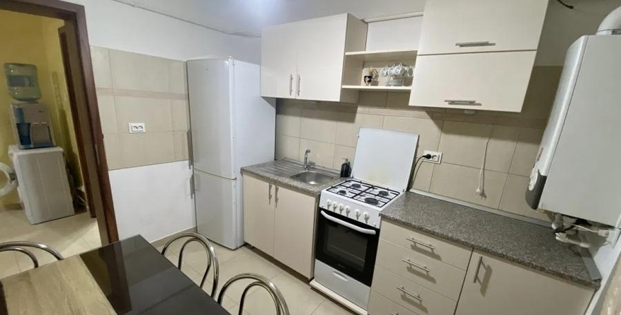 Apartament cu 2 camere decomandat, mobilat în Frumoasa