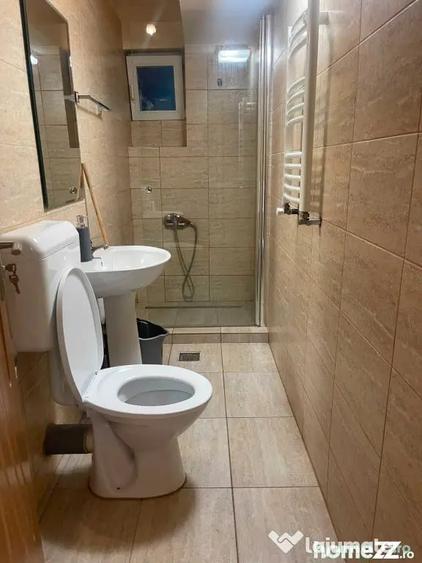 Garsonieră decomandată în Brâncoveanu