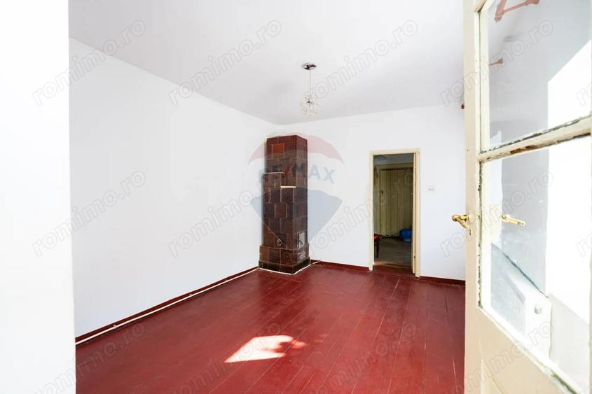 Casa + teren de vanzare in centrul Pite?tiului, Strada Egalita?ii - 14