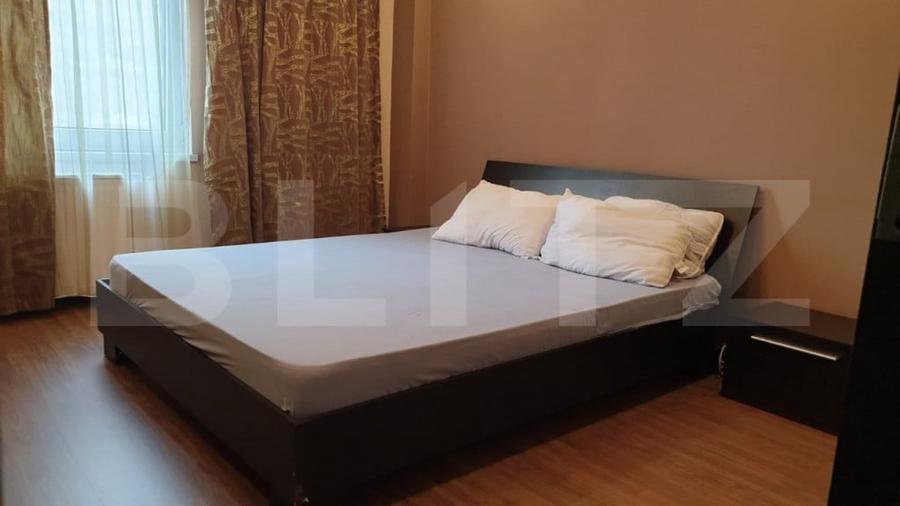 Apartament cu 4 camere decomandat în Tudor