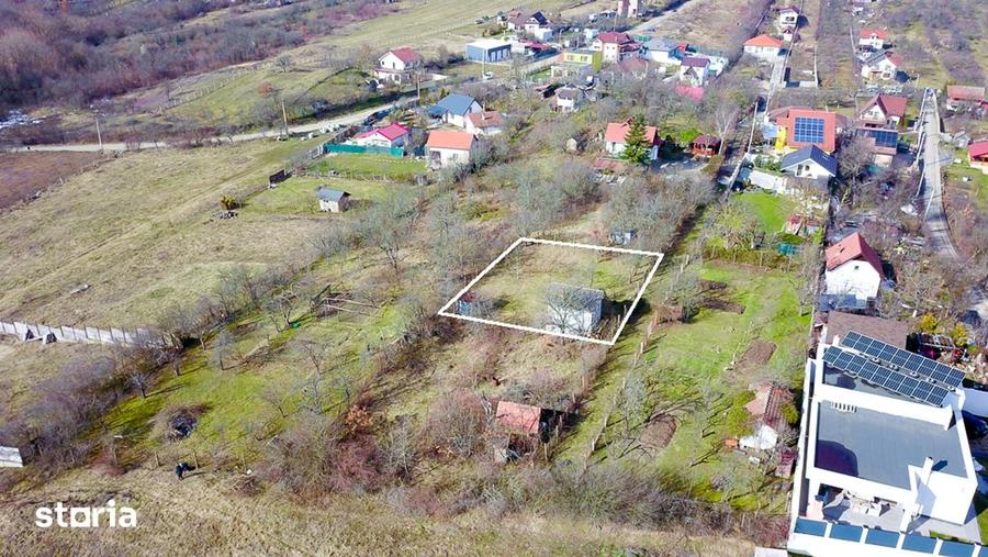 Teren de 500 mp, în Vulcan
