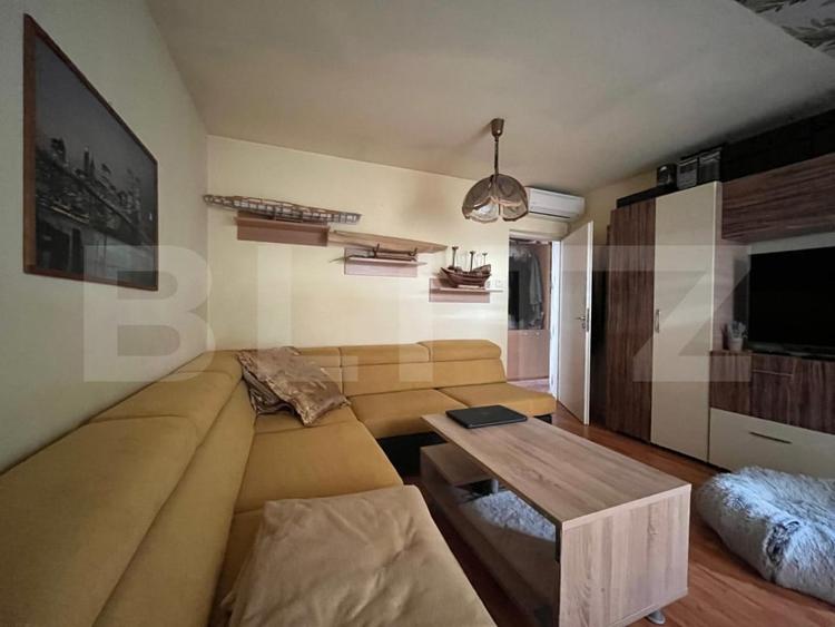 Apartament cu 2 camere, decomandat, etaj 8/8, terasa 20 mp, Rogerius - 1