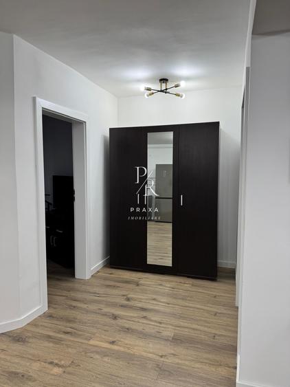 Apartament cu 2 camere semidecomandat, mobilat în Florești