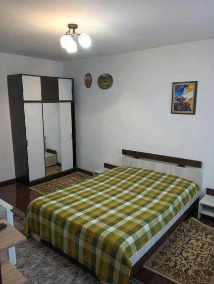 Garsonieră decomandată în Precista