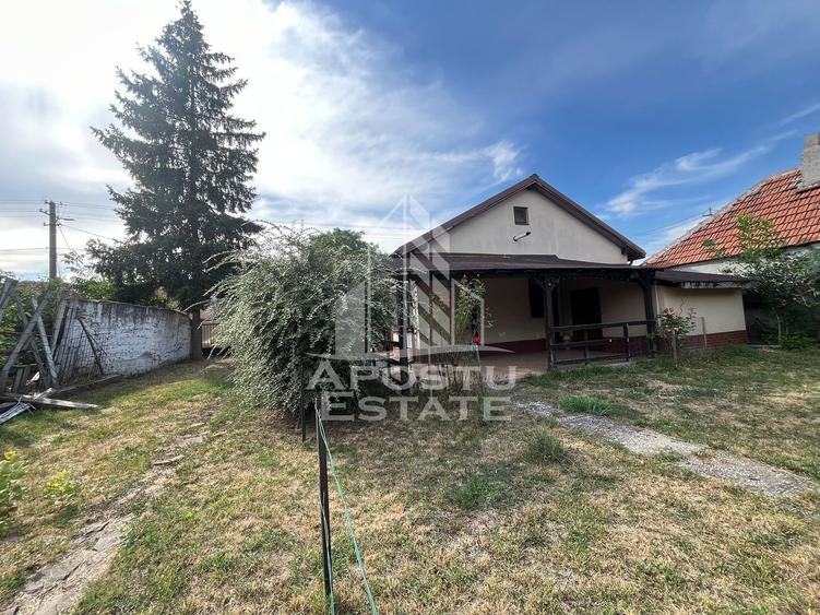 Casă individuală cu 3 camere cu Canalizare în Grădiște