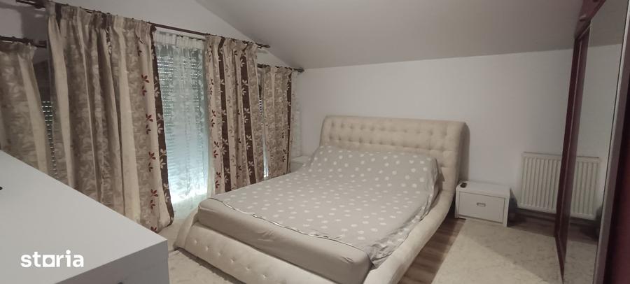 Casă cu 5 camere cu Teren 360 Mp în Calea București