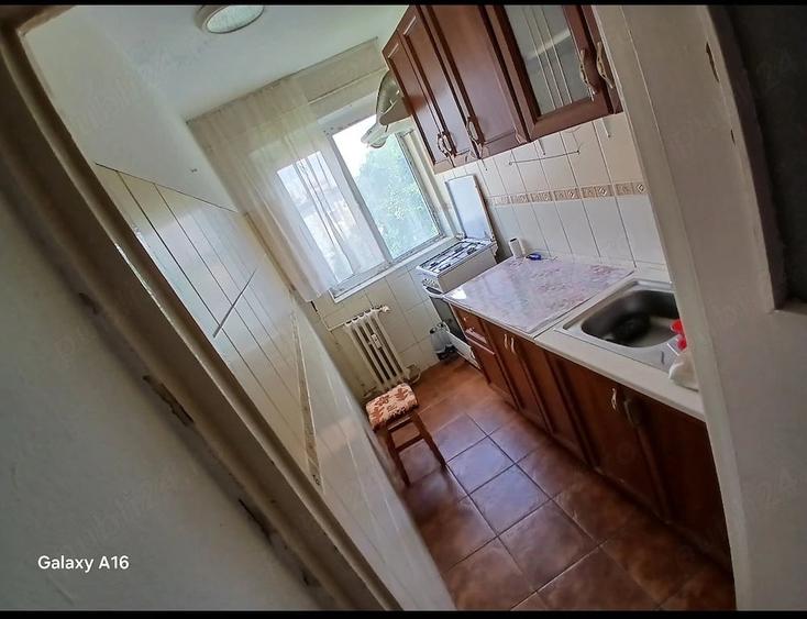 Apartament cu 2 camere semidecomandat în Malu Roșu