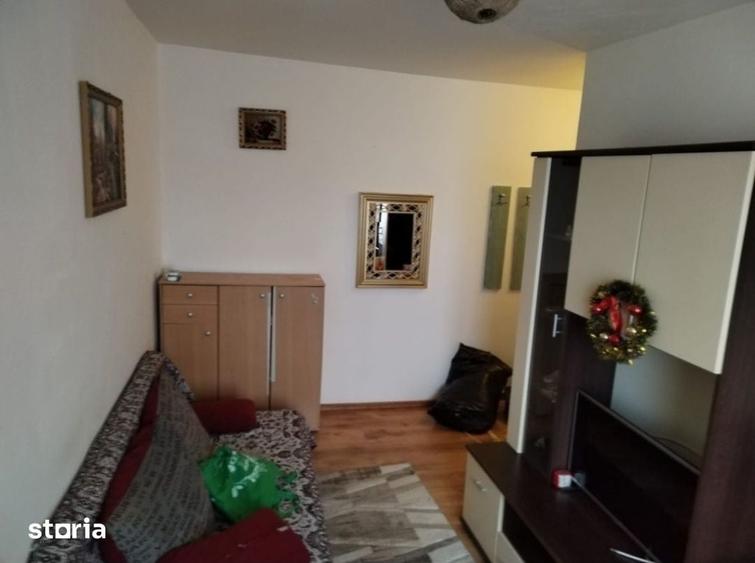 Apartament cu 2 camere nedecomandat în Tătărași