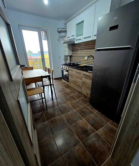 Garsonieră decomandată în Vitan