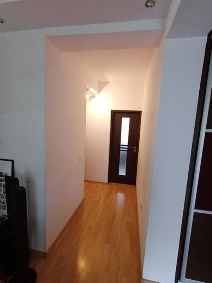 Apartament cu 3 camere decomandat în Câmpului