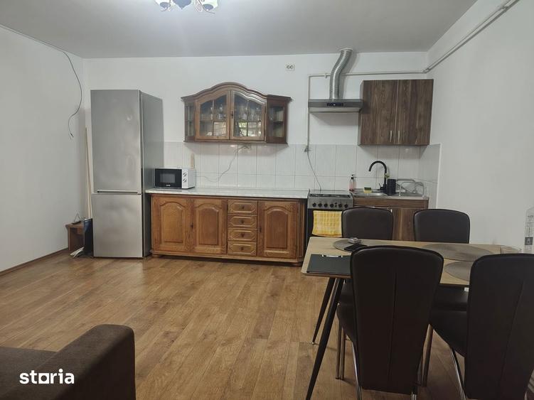 Apartament cu 2 camere semidecomandat în Orașul Nou