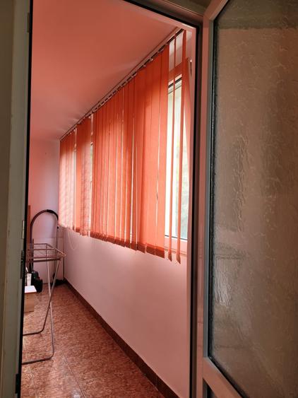 Apartament cu 2 camere semidecomandat în Obor