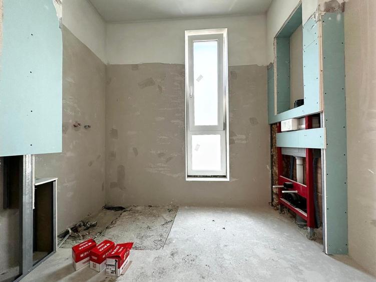 Duplex cu 4 camere cu Canalizare în Moșnița Nouă