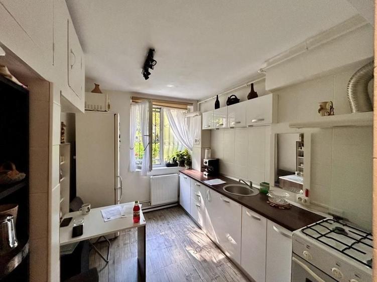 Apartament 2 camere, parter, centrala proprie, renovat, Cina, Ploiesti - 1