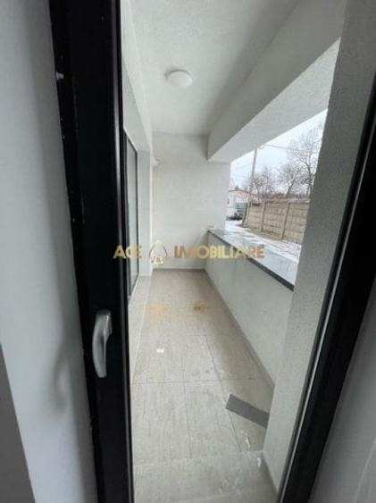 Apartament cu 2 camere semidecomandat, mobilat în Chitila