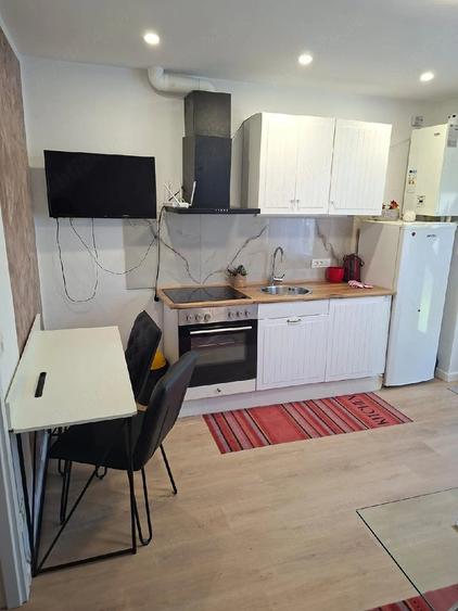 Casă cu 1 camere cu Teren 50 Mp în Central