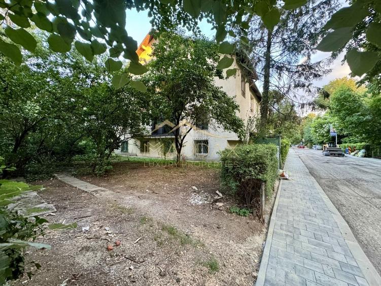 Teren Construcții intravilan de 438 mp, în Floreasca