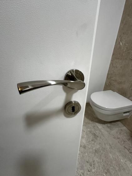 Apartament cu 2 camere, mobilat în Central