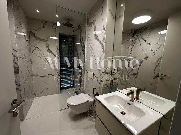 Apartament cu 4 camere decomandat în Kiseleff