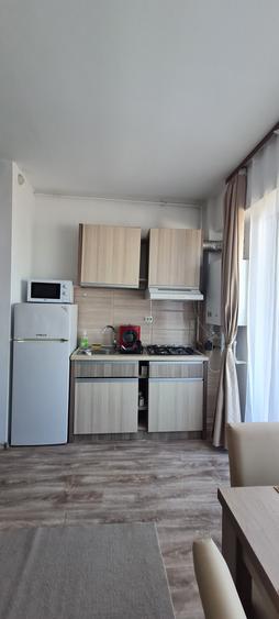 Apartament cu 2 camere semidecomandat în Mamaia