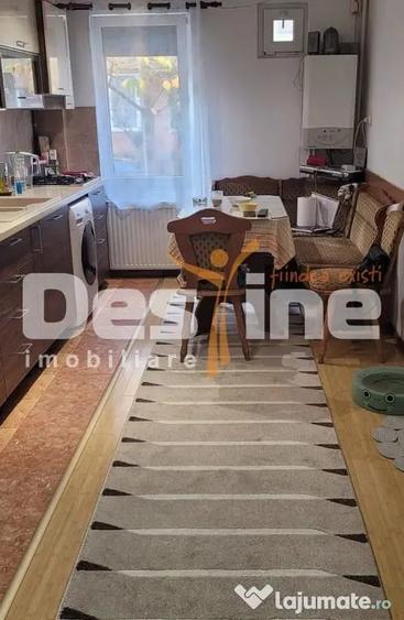 Apartament cu 3 camere decomandat în Craiter