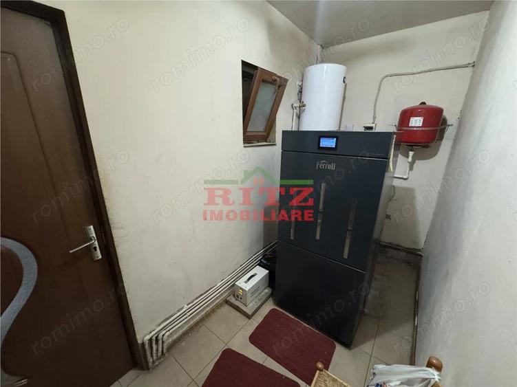 Casă cu Teren 601 Mp în Periferie