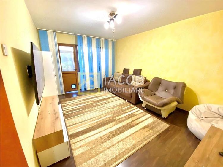 Apartament cu 3 camere decomandat în Alecu Russo