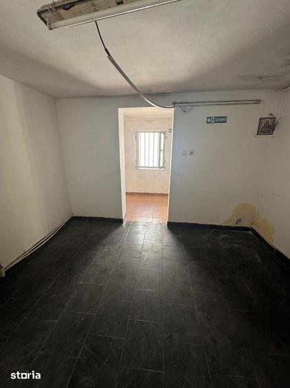 Spațiu comercial, de 94.2 mp, în Rovine