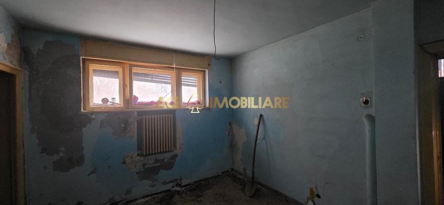 Apartament cu 2 camere semidecomandat în Ștefan cel Mare