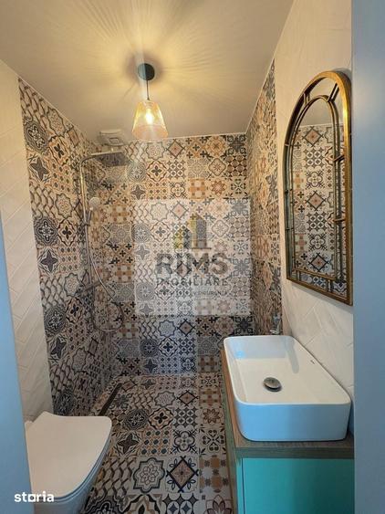 Casă cu 5 camere cu Teren 354 Mp în Ultracentral