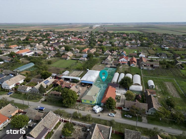 Casă cu 3 camere cu Teren 1065 Mp în Central