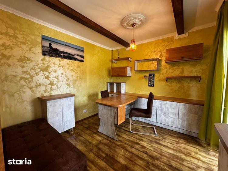 Apartament cu 7 camere în Bucium