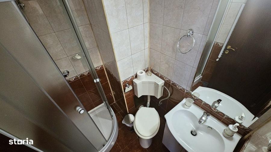 Casă cu 4 camere în Central