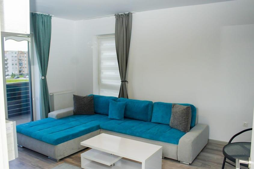 Apartament cu 3 camere decomandat în Avantgarden