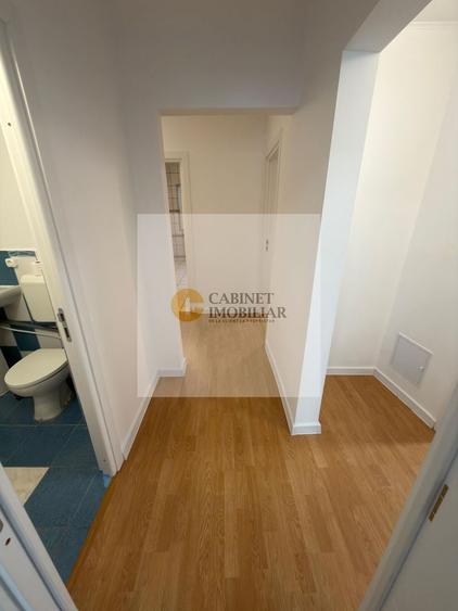 Apartament cu 3 camere decomandat în Lujerului