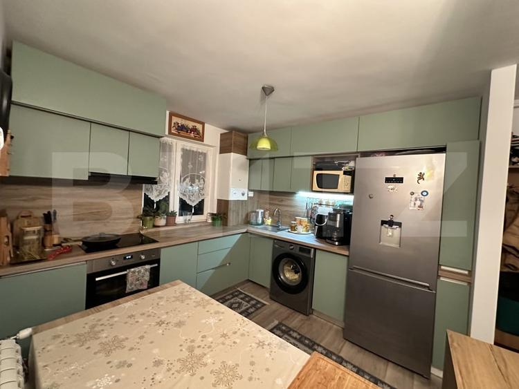 Apartament cu 2 camere semidecomandat, mobilat în Ultracentral