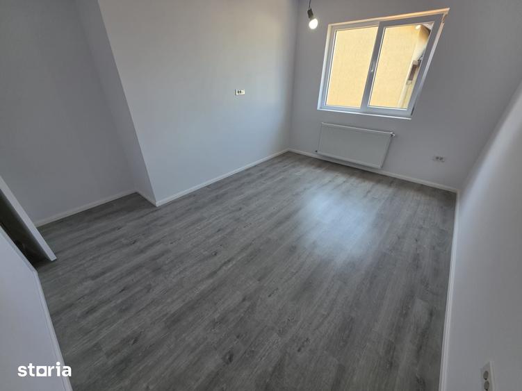Apartament cu 3 camere decomandat în Dobroești