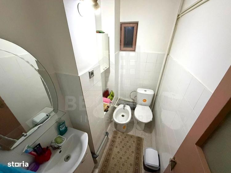 Apartament cu 3 camere decomandat în 1 Mai