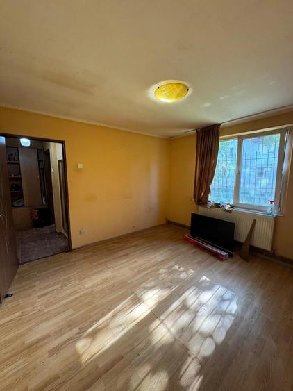 Apartament cu 2 camere decomandat în Alexandru cel Bun