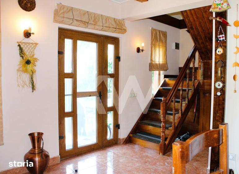 Casă cu 5 camere cu Teren 7800 Mp în Murgeni
