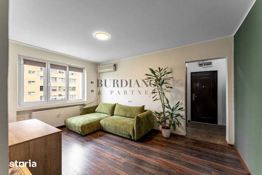 Apartament cu 4 camere semidecomandat, mobilat în Drumul Taberei