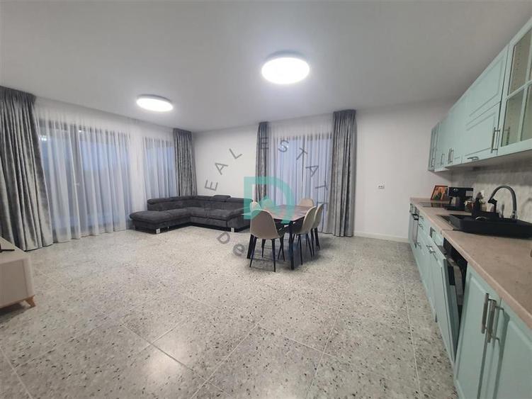 Casă individuală cu 4 camere cu Teren 1000 Mp în Cărpiniș